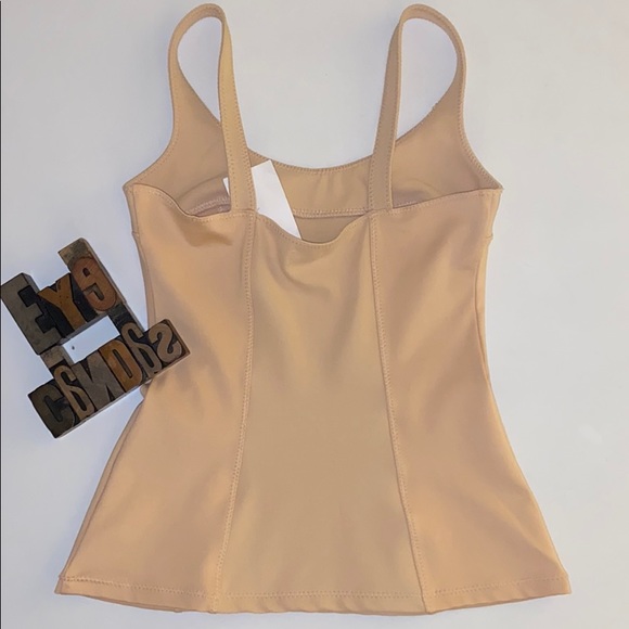 🆕H&M Shaper in Nude - Picture 5 of 8